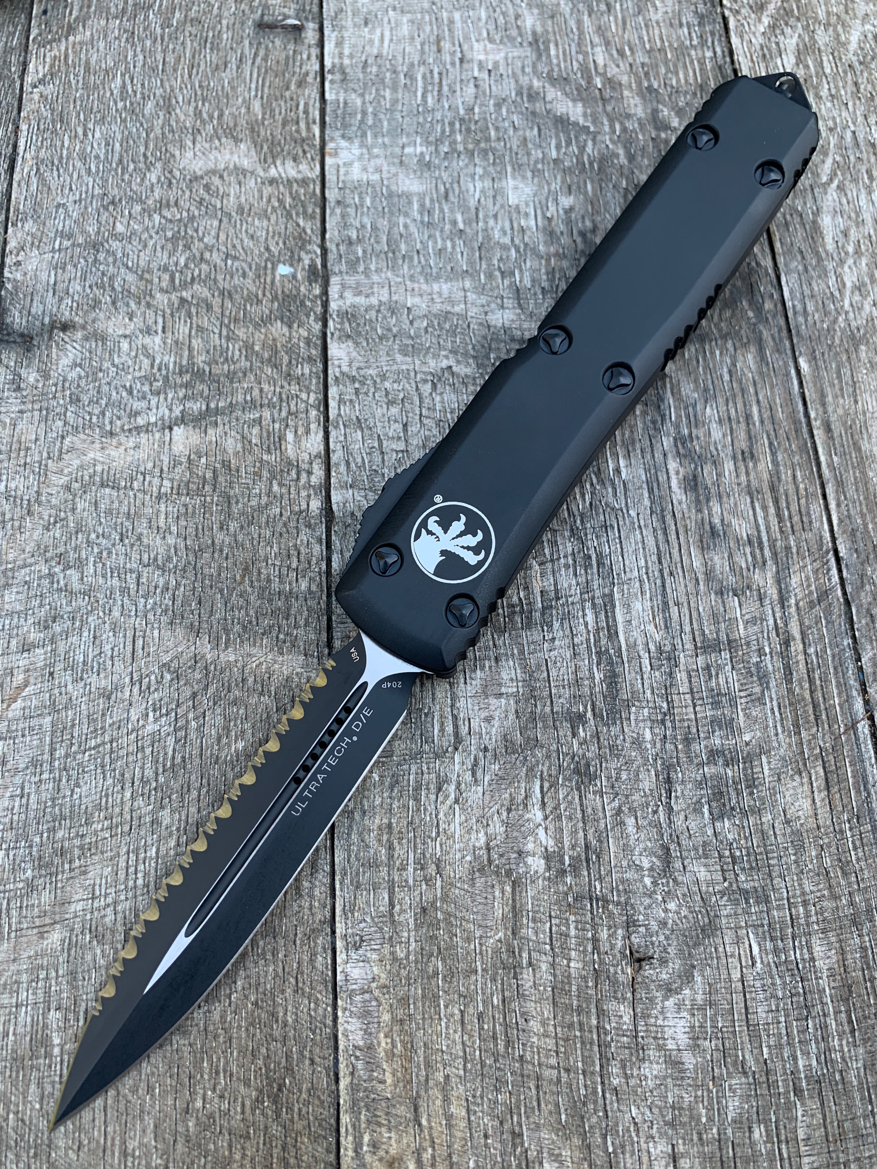 Microtech Fuller Microtech Ultratech D/E OTF Automatic Black (3.4