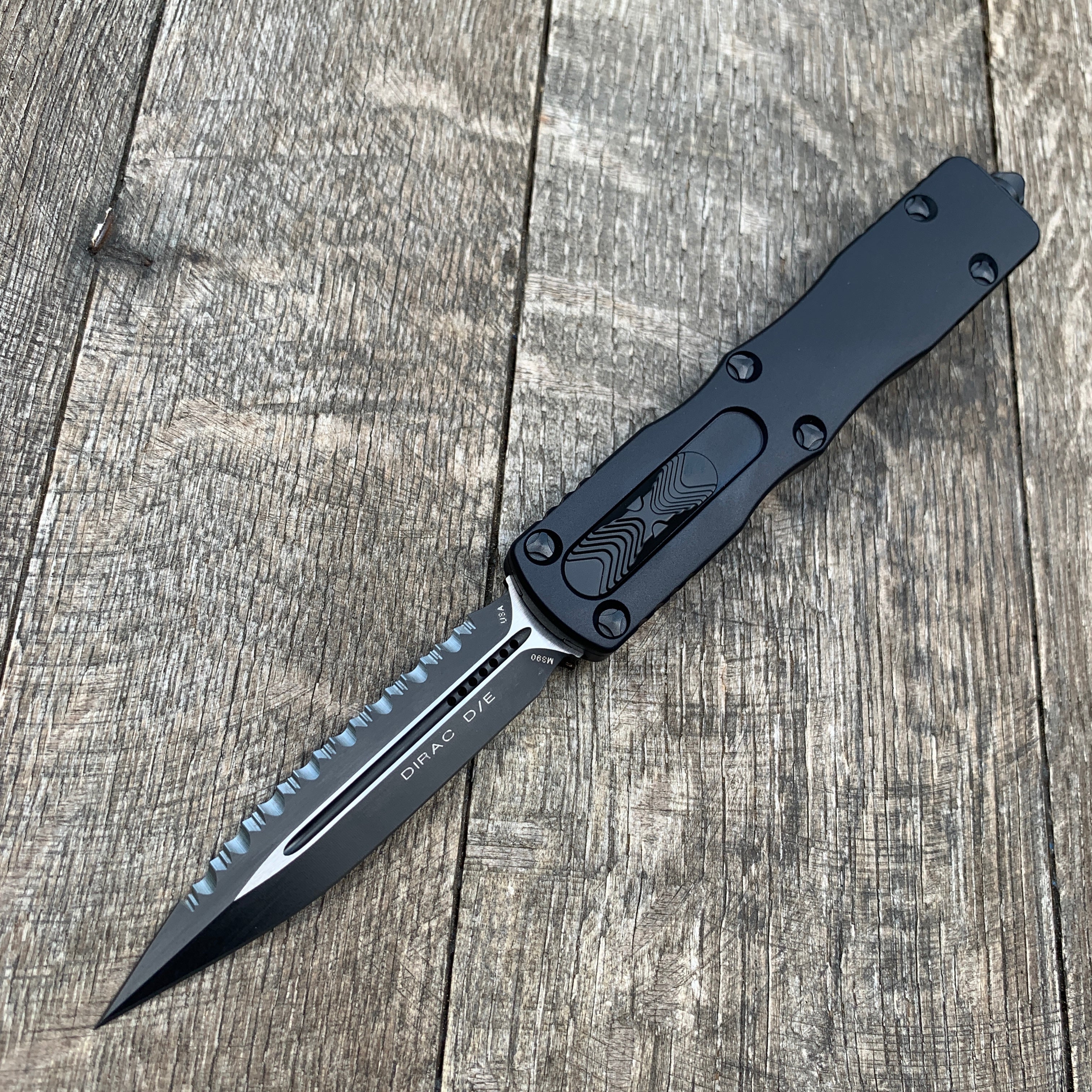 Microtech Dirac Dagger OTF Knife Black (2.88" Two-Tone) 225-3