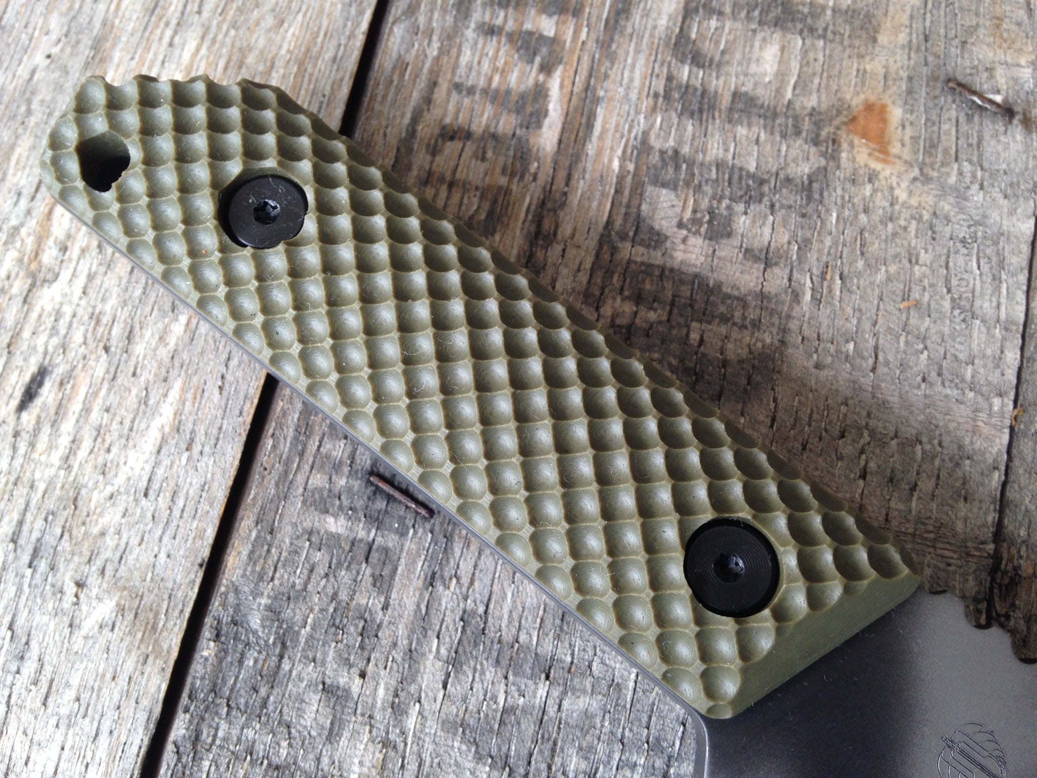 Strider: HT-S Spear Point Grunner Grips – GearBarrel.com