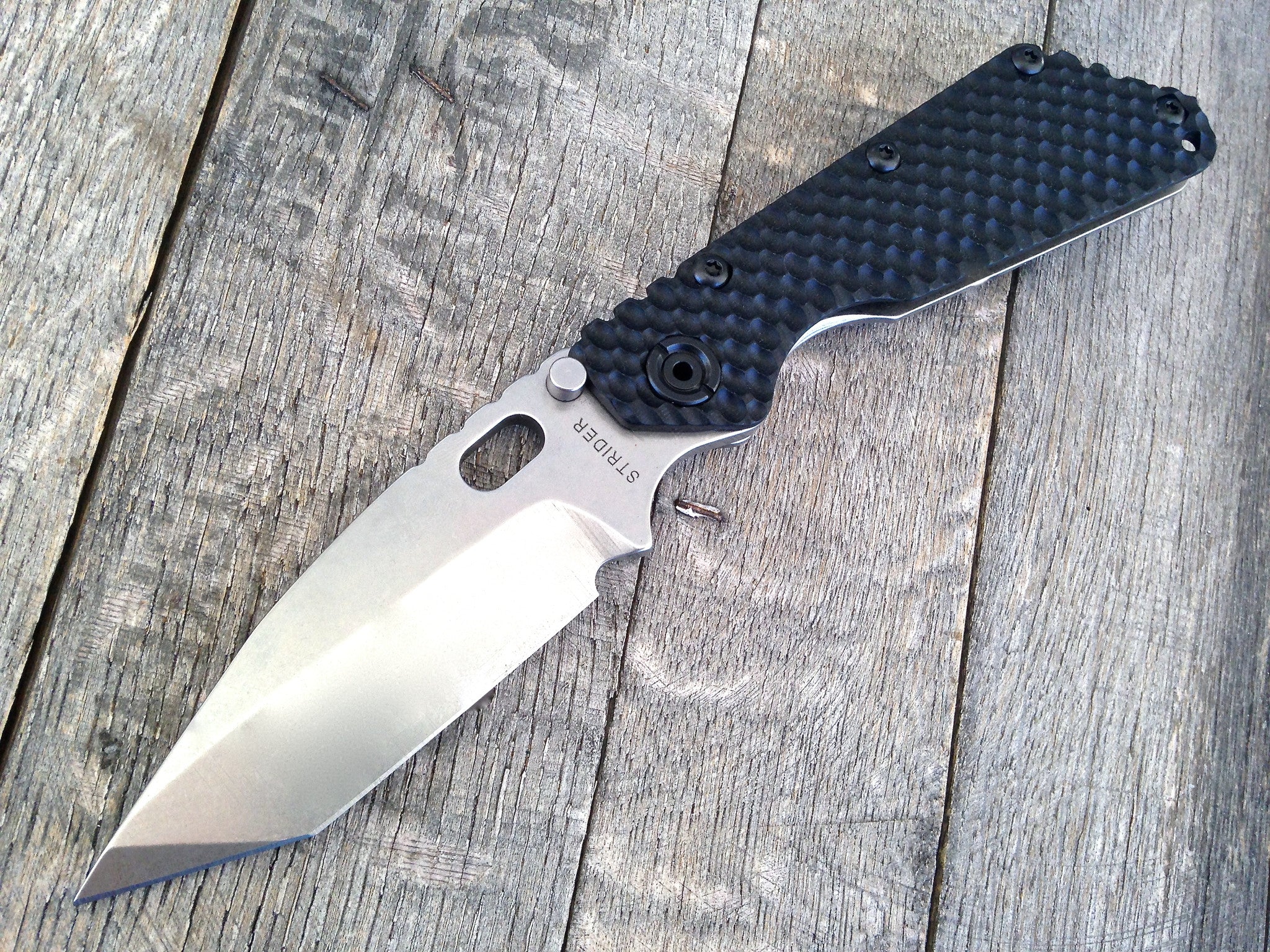 Strider Knives Folder: SMF Gunner Grip Tanto Stonewashed (Black ...